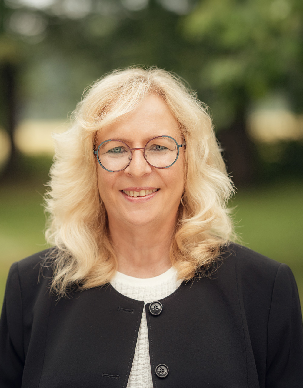 Martina Mikulla, Verwaltung